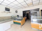 Vente  Local commercial de 80 m² à Hyères 222 000 euros