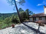 Vente  Maison de 120 m² à Claviers 350 000 euros