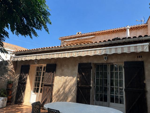 Vente  Maison de 159 m² à Hyères 490 000 euros Réf: SFN-2090903