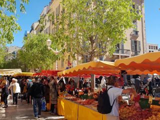 Vente  Appartement F3  de 40 m² à Toulon 133 000 euros Réf: SFN-1789767