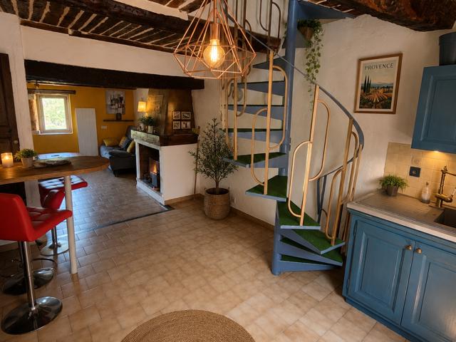 Vente  Appartement F2  de 48 m² à Bargemon 88 500 euros Réf: SFN-2092859