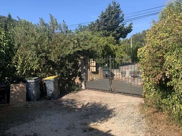Vente  Maison de 58 m² à La Roquebrussanne 265 000 euros Réf: SFN-2093253