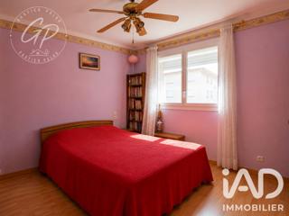Vente  Appartement T4  de 41 m² à Toulon 118 000 euros Réf: SFN-2092239