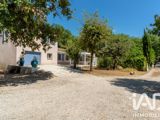 Vente  Maison de 126 m² à Tourrettes 439 000 euros