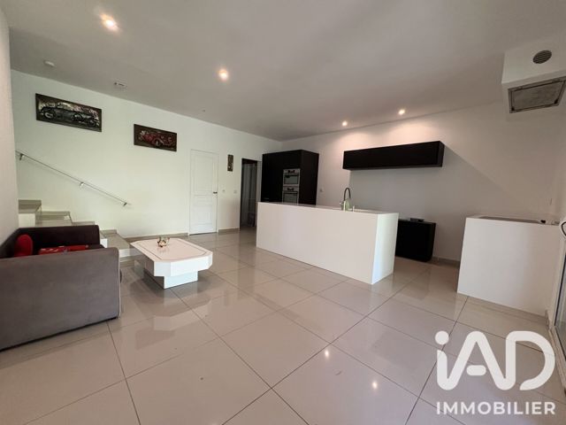 Vente  Maison de 122 m² à Fréjus 445 000 euros Réf: SFN-2095804