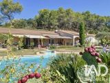 Vente  Maison de 215 m² à Pierrefeu du Var 989 000 euros
