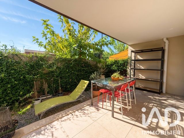 Vente  Appartement F2  de 43 m² à Pierrefeu du Var 217 000 euros Réf: SFN-2096455