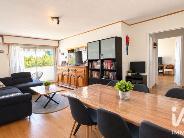 Vente  Appartement F4  de 81 m² à Toulon 280 000 euros Réf: SFN-2096602