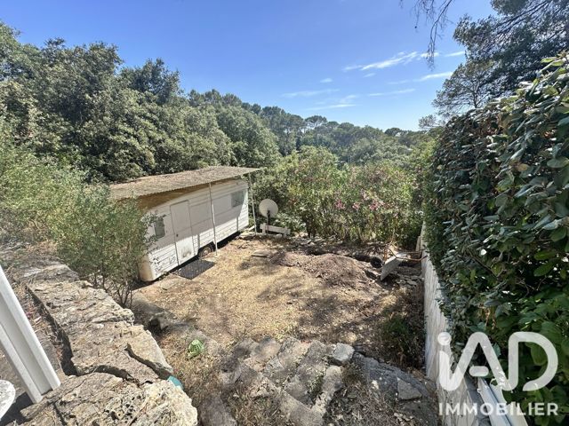 Vente  Terrain de 241 m² à Fréjus 54 500 euros Réf: SFN-2096893