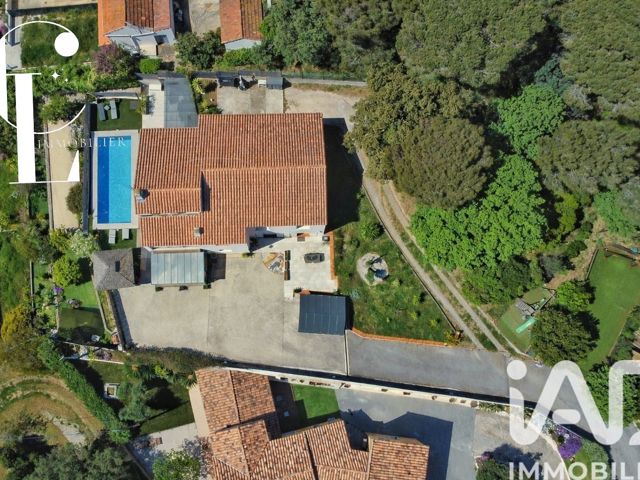 Vente  Maison de 262 m² à La Seyne 889 000 euros Réf: SFN-2001822
