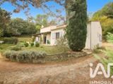 Vente  Maison de 163 m² à Méounes lès Montrieux 499 000 euros