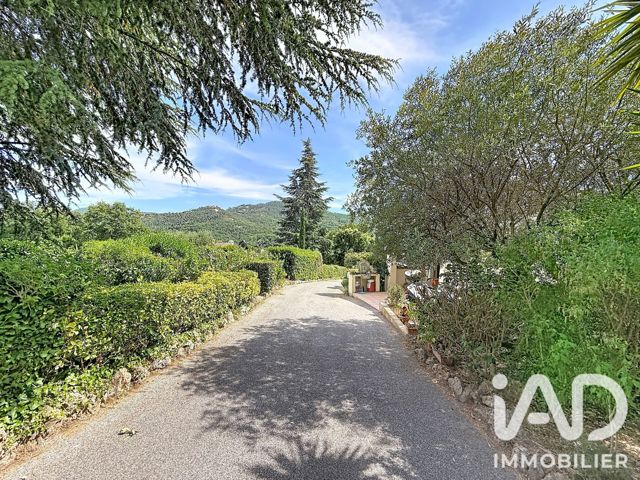 Vente  Maison de 186 m² à Les Adrets de l'Estérel 600 000 euros Réf: SFN-2042528