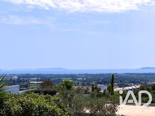 Vente  Maison de 230 m² à Hyères 1 490 000 euros Réf: SFN-2071252