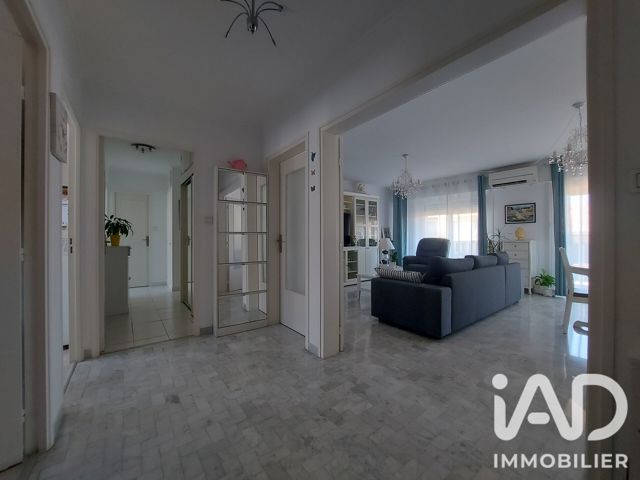 Vente  Appartement T3  de 84 m² à Toulon 235 000 euros Réf: SFN-2100947