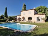 Vente  Maison de 190 m² au Beausset 930 000 euros