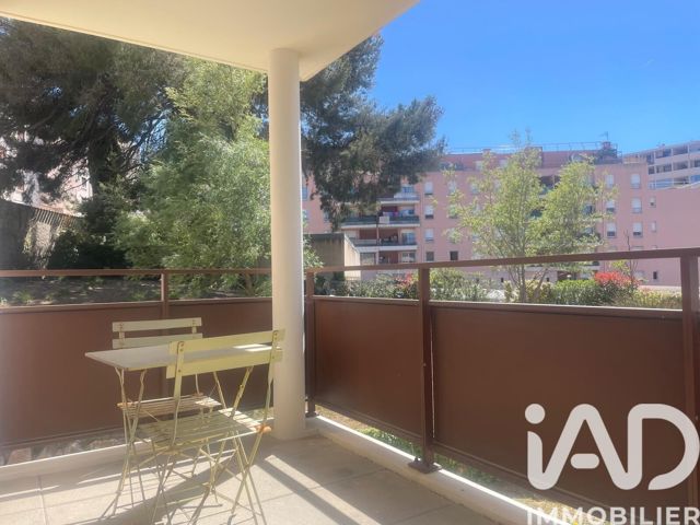 Vente  Appartement F3  de 57 m² à La Seyne 190 000 euros Réf: SFN-2026348