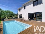 Vente  Maison de 115 m² à Saint Zacharie 590 000 euros