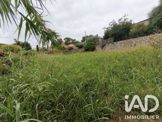 Vente  Terrain de 594 m² à Ollioules 260 000 euros Réf: SFN-1899080