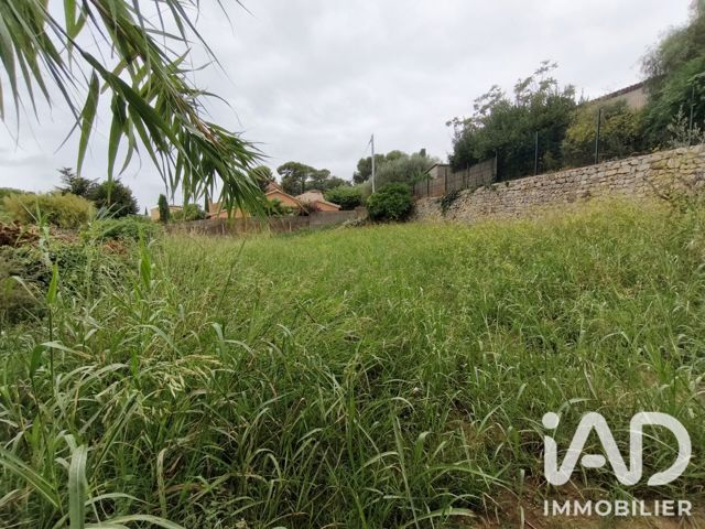 Vente  Terrain de 594 m² à Ollioules 260 000 euros Réf: SFN-1899080