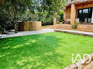 Vente  Appartement T4  de 78 m² à Puget sur Argens 325 000 euros Réf: SFN-1998341