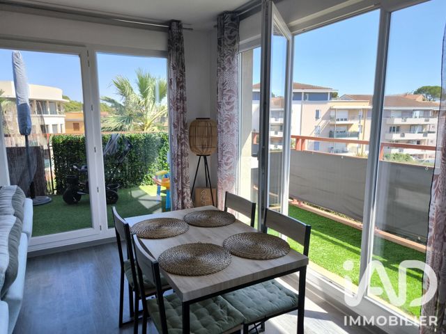 Vente  Appartement F3  de 69 m² à Puget sur Argens 290 000 euros Réf: SFN-2100024