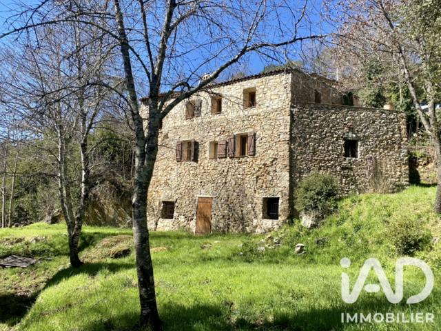 Vente  Maison de 195 m² à Flayosc 599 000 euros Réf: SFN-2100499
