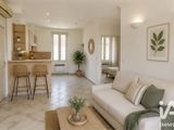 Vente  Appartement F3  de 47 m² à Saint Cyr Sur Mer 399 000 euros