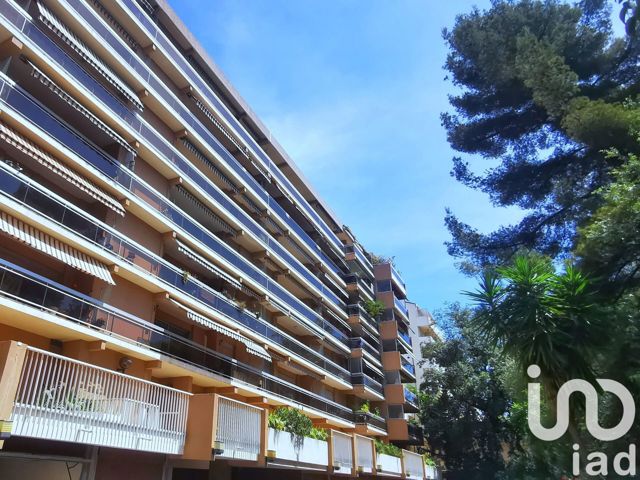 Vente  Appartement T3  de 67 m² à Toulon 179 000 euros Réf: SFN-1797933