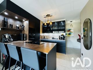 Vente  Appartement T2  de 41 m² à Six-Fours 265 000 euros
