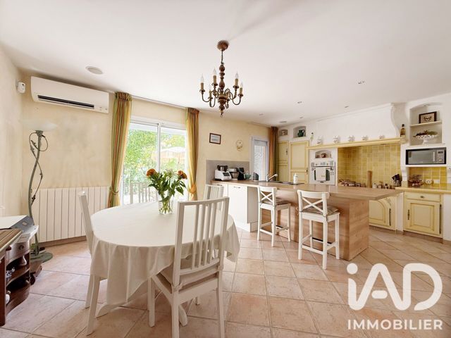 Vente  Maison de 95 m² à Hyères 499 000 euros Réf: SFN-2096159