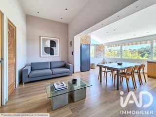 Vente  Appartement F4  de 67 m² à Fréjus 270 000 euros