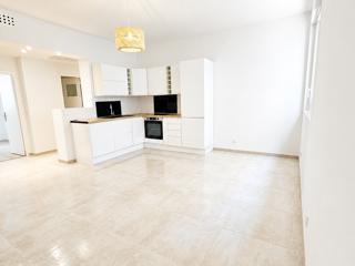 Vente  Appartement T4  de 79 m² à Toulon 295 000 euros
