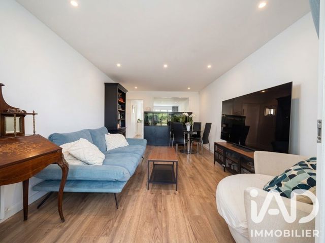 Vente  Appartement F3  de 70 m² à Six-Fours 298 000 euros Réf: SFN-2095074