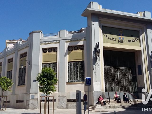 Vente  Appartement T2  de 27 m² à Toulon 128 000 euros Réf: SFN-2104333