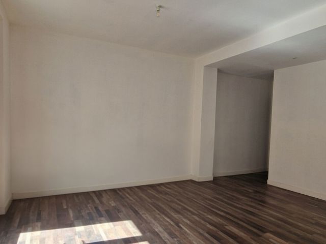 Vente  Appartement T3  de 69 m² à Vidauban 137 000 euros Réf: SFN-2105037