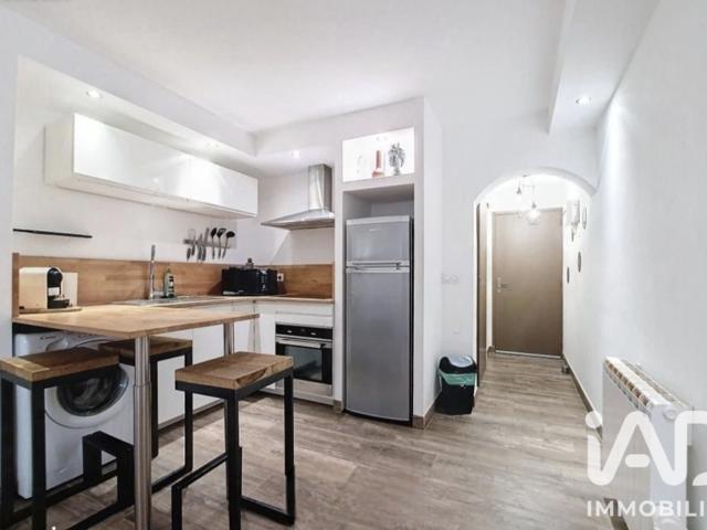 Vente  Studio de 27 m² à Saint Cyr Sur Mer 125 000 euros Réf: SFN-2106139