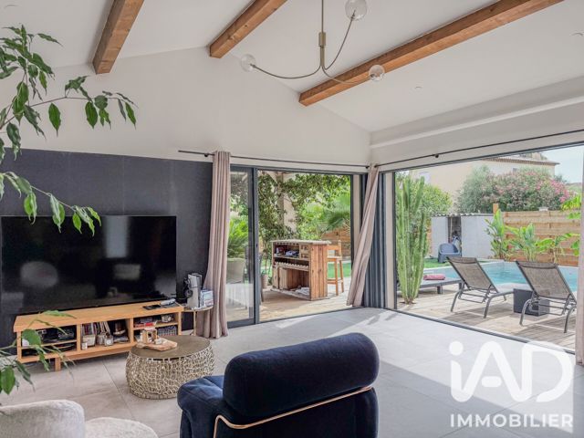 Vente  Maison de 153 m² à La Crau 749 900 euros Réf: SFN-2104005