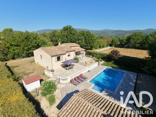 Vente  Maison de 200 m² à Fayence 682 000 euros