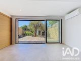 Vente  Appartement F3  de 69 m² à Hyères 469 000 euros