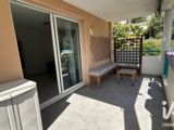 Vente  Appartement T3  de 66 m² à Hyères 279 000 euros