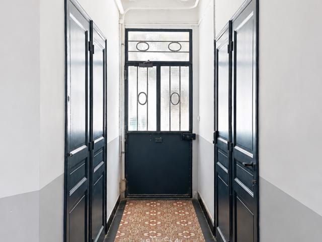 Vente  Appartement F3  de 85 m² à Toulon 218 000 euros Réf: SFN-2110368