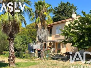 Vente  Maison de 173 m² à Sanary 620 000 euros