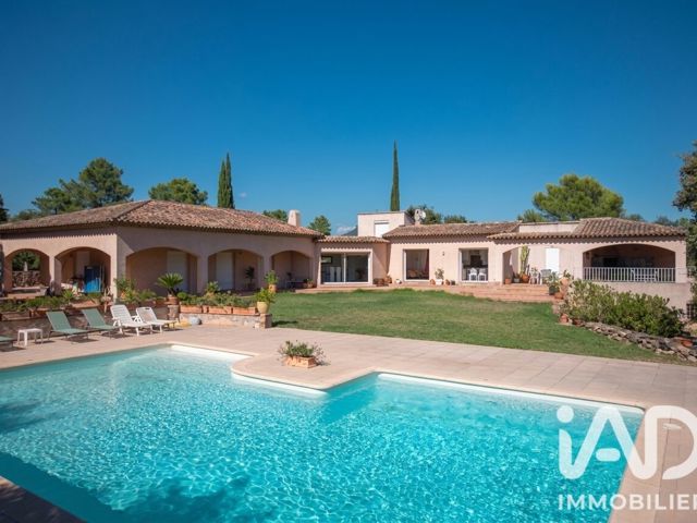 Vente  Maison de 200 m² à Roquebrune sur Argens 1 250 000 euros Réf: SFN-2060792