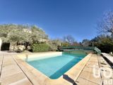 Vente  Maison de 270 m² à Saint Maximin la Sainte Baume 830 000 euros