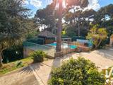 Vente  Maison de 230 m² à Hyères 1 049 000 euros