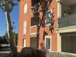 Vente  Appartement T2  de 39 m² à La Farlède 156 000 euros