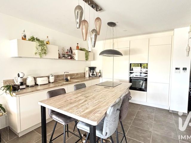Vente  Appartement F3  de 58 m² à Puget sur Argens 305 000 euros Réf: SFN-2112165