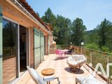 Vente  Maison de 265 m² à Belgentier 549 000 euros