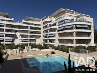 Vente  Appartement F2  de 43 m² à Fréjus 220 000 euros