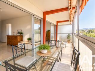 Vente  Appartement F2  de 49 m² à Fréjus 262 000 euros Réf: SFN-2110146